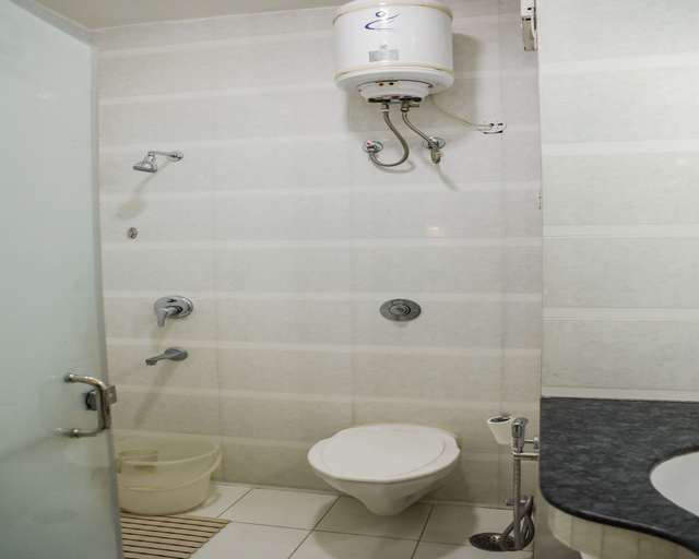 Bathroom 4, Hotel Shikha Jaipur City Centre, Jaipur