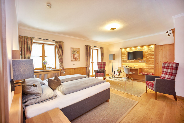 Bedroom 3, Klosterhotel Ludwig der Bayer, Garmisch-Partenkirchen