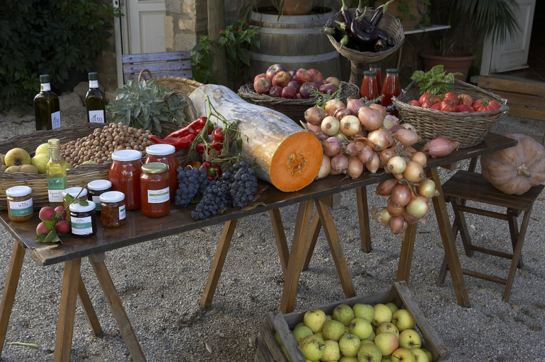 Food & Drinks 5, Azienda Agricola Le tore srl, Napoli
