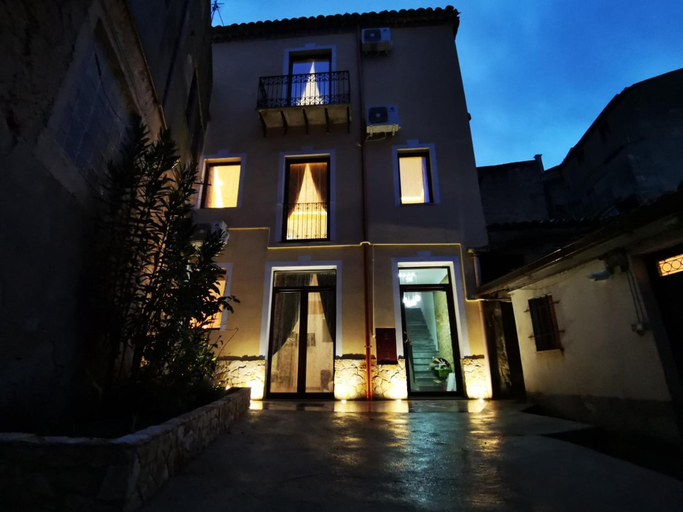 Exterior & Views 2, Suite Inn Centro Dimora Storica, Enna