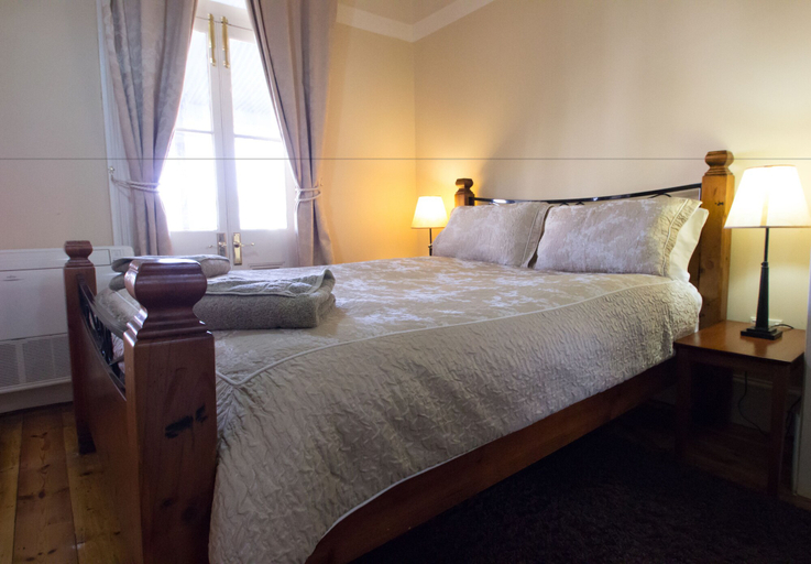 Others 2, Royal Apartments, Broken Hill