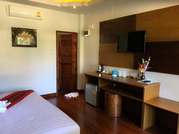 Bedroom 28