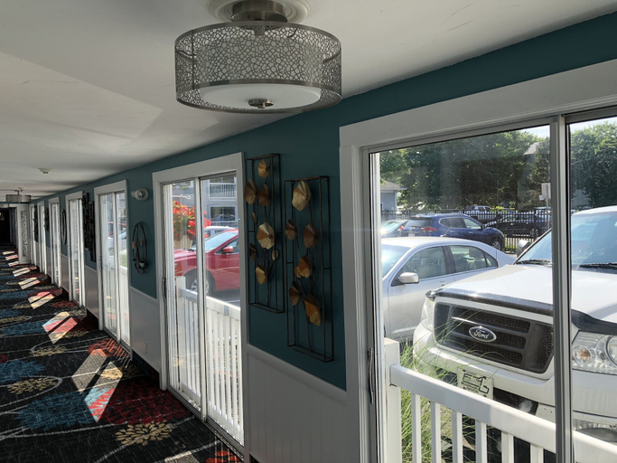 Others 5, SeaCoast Inn, Barnstable