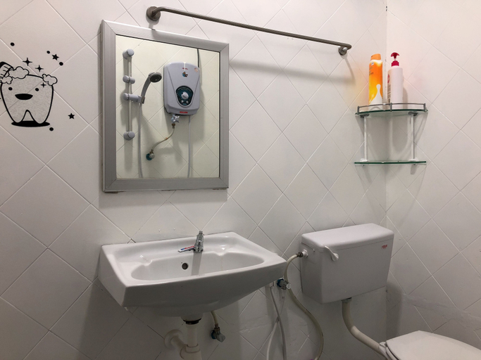 Bathroom 3, Langkawi Destaz, Langkawi
