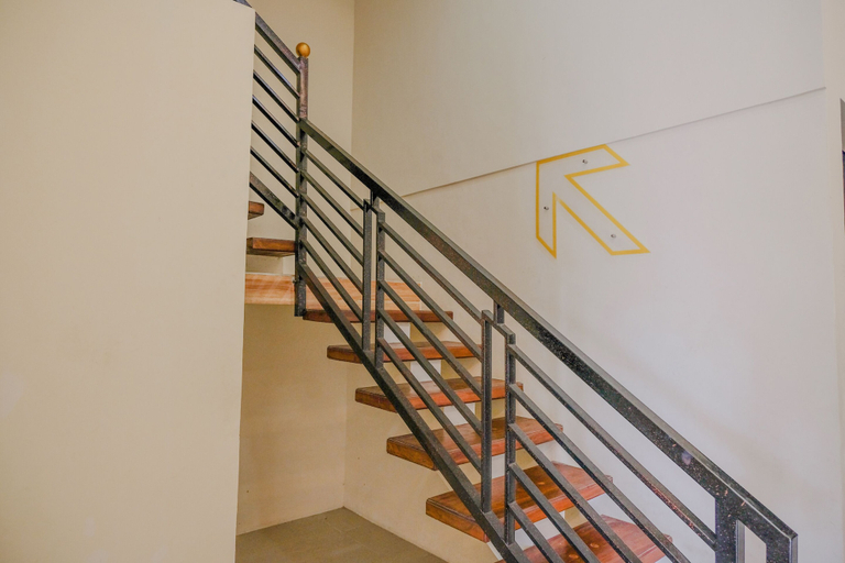 Others 4, SPOT ON 2431 Tf Homestay, Madiun