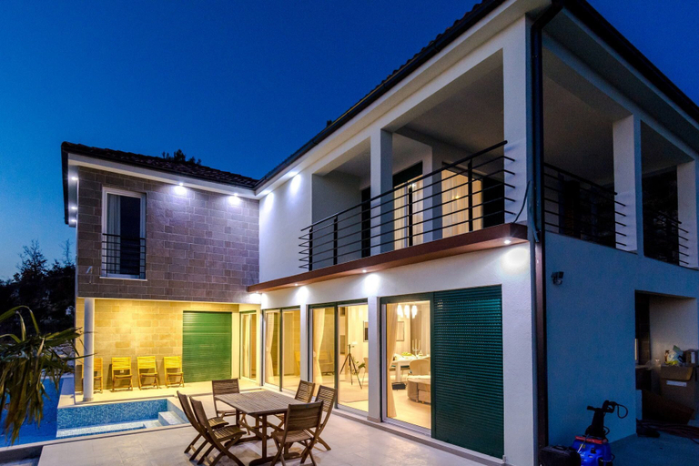 Exterior & Views 2, Luxury Villa White Velvet with Pool, Podstrana