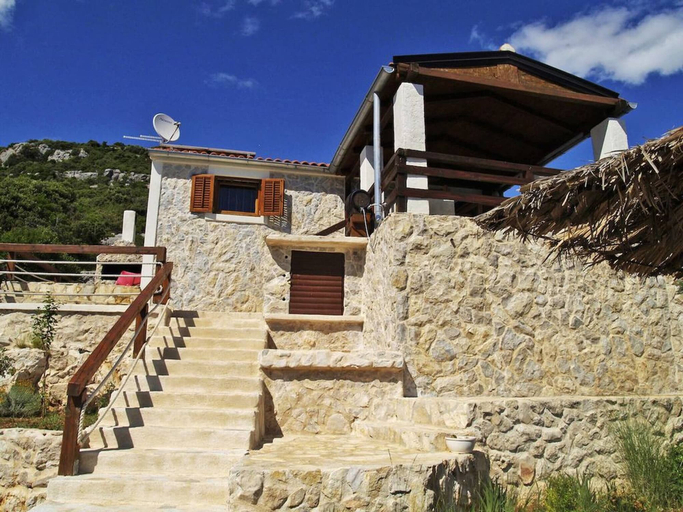 Exterior & Views 2, Robinson House "blue Stone" With Swimming Pool, Tkon