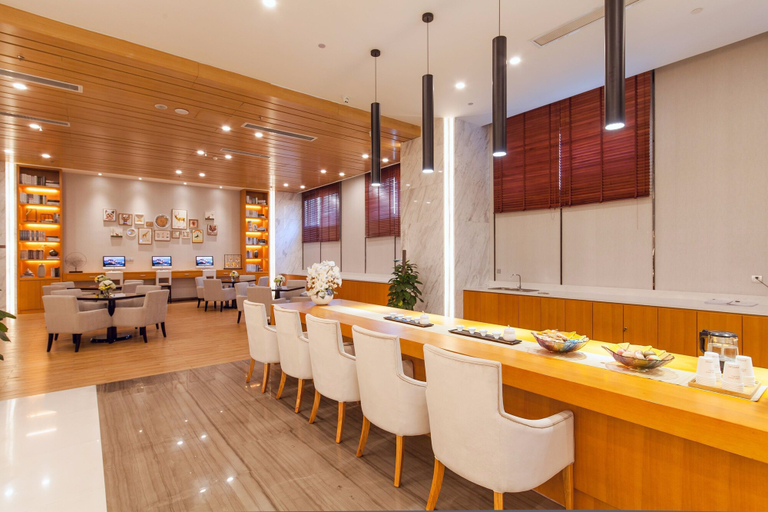 Food & Drinks 5, Suisse Place Hotel Residence CMCTaizhou, Taizhou