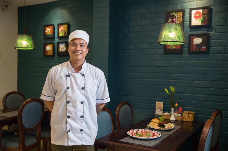 Food & Drinks 5, Holiday Emerald Hotel, Hoàn Kiếm
