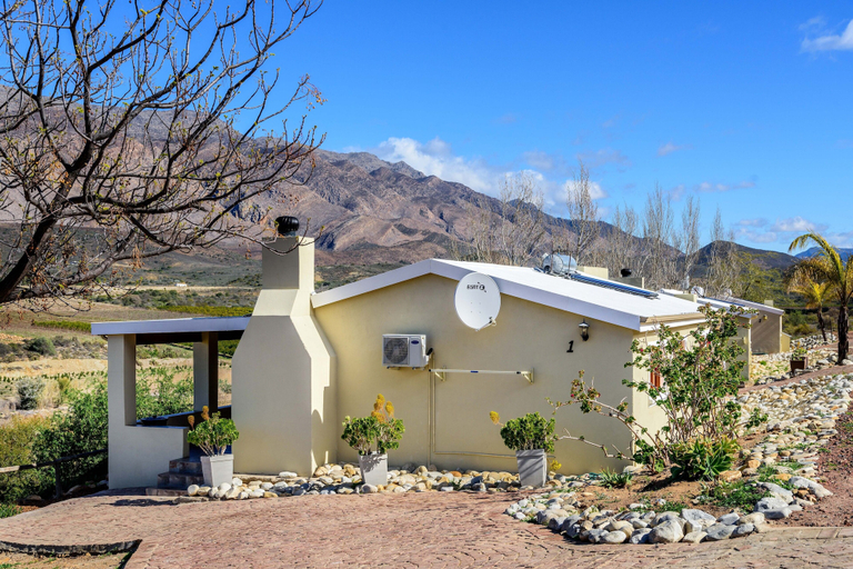 Exterior & Views 2, Bon Accord Farm Cottages, Cape Winelands