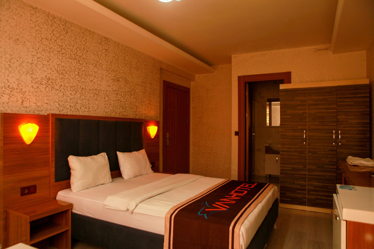 Bedroom 2, Van Hotel, Merkez