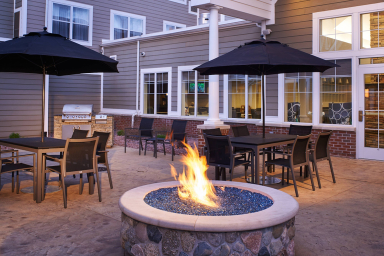 Food & Drinks 4, Residence Inn by Marriott Saginaw, Saginaw