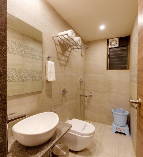 Bathroom 3, Hotel Shree Sai, Kolhapur