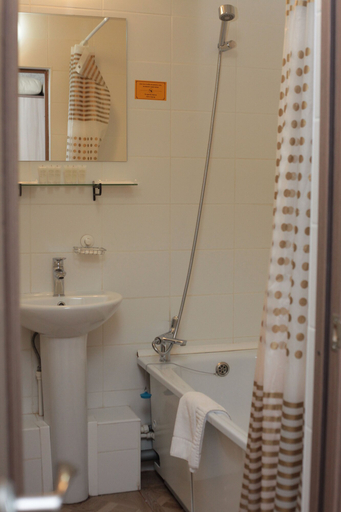 Bathroom 3, Matreshka, Irkutskiy rayon