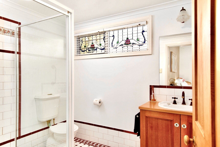 Bathroom 3, Kurrajong House Launceston, Launceston - Pt B