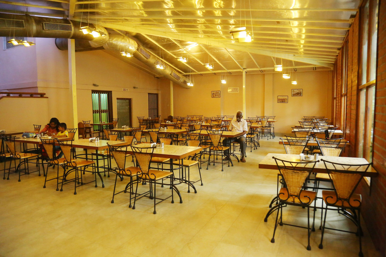 Food & Drinks 5, Hotel Surguru, Viluppuram