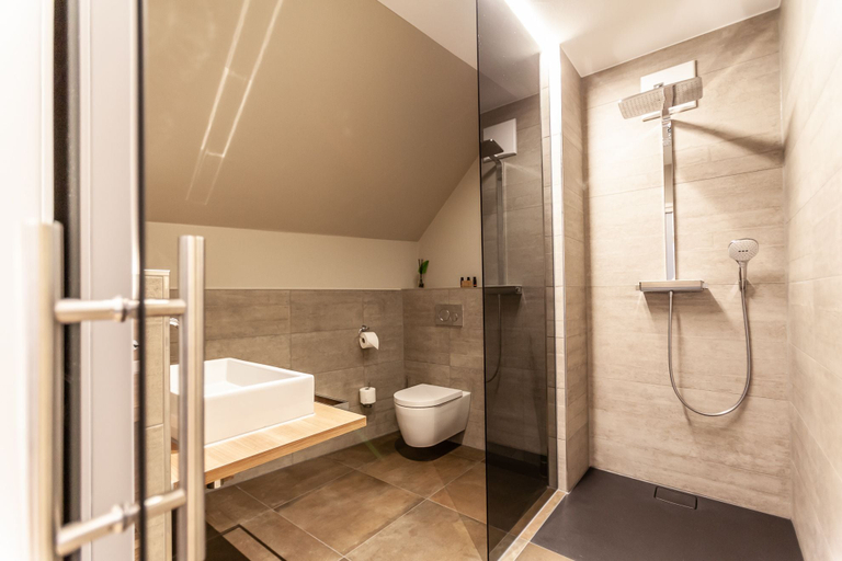 Bathroom 5, Hotelmyhome, Ortenaukreis
