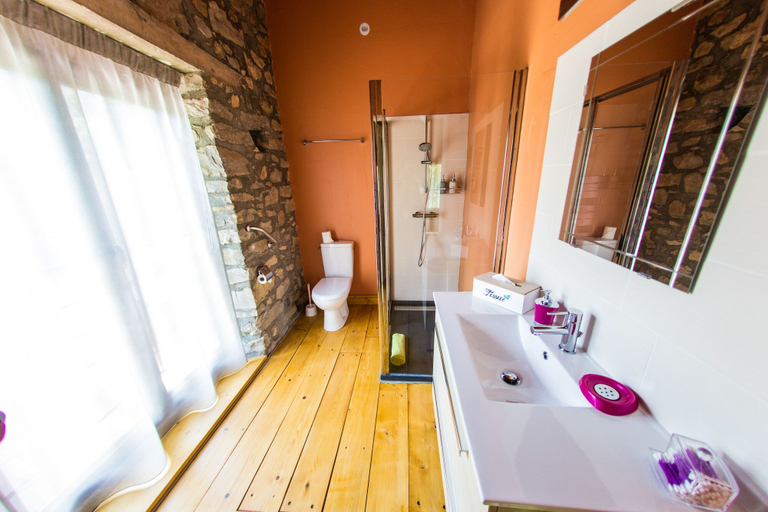 Bathroom 4, Moulin d'Entre Les Roches, Aude