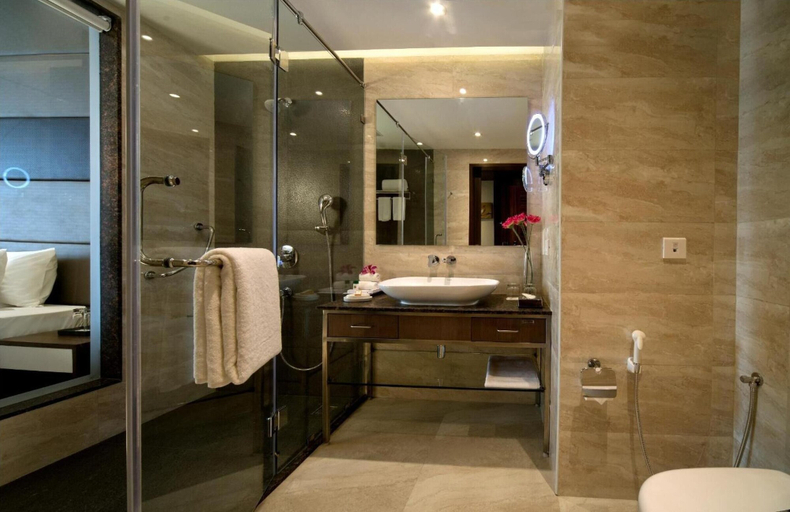 Bathroom 4, Fortune Park Dahej - Member ITC Hotels' Group, Bharuch