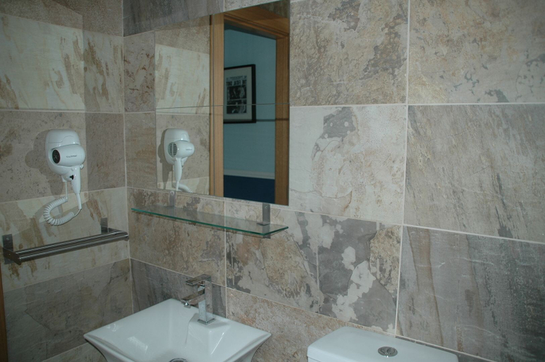 Bathroom 3, Hostal Vintage Santander, Cantabria