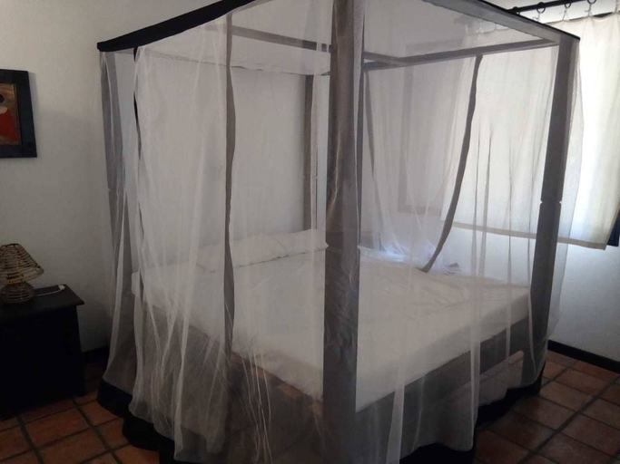 Bedroom 2, Olson Villa, Magarini
