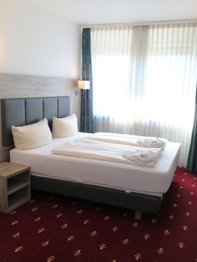 Bedroom 5, Hotel Central Heidelberg, Heidelberg
