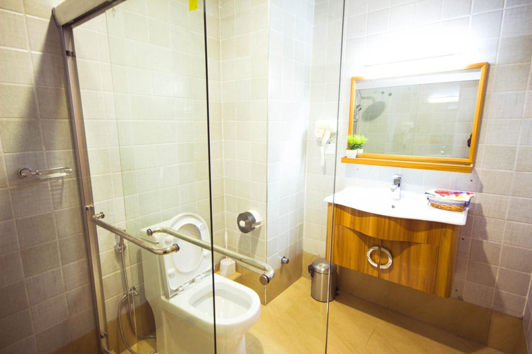Bathroom, Antique Legacy Hotel, Morogoro Urban