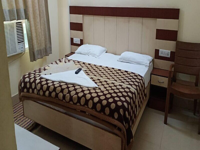 Bedroom 2, ADB Rooms Hotel De Pal Varanasi, Varanasi