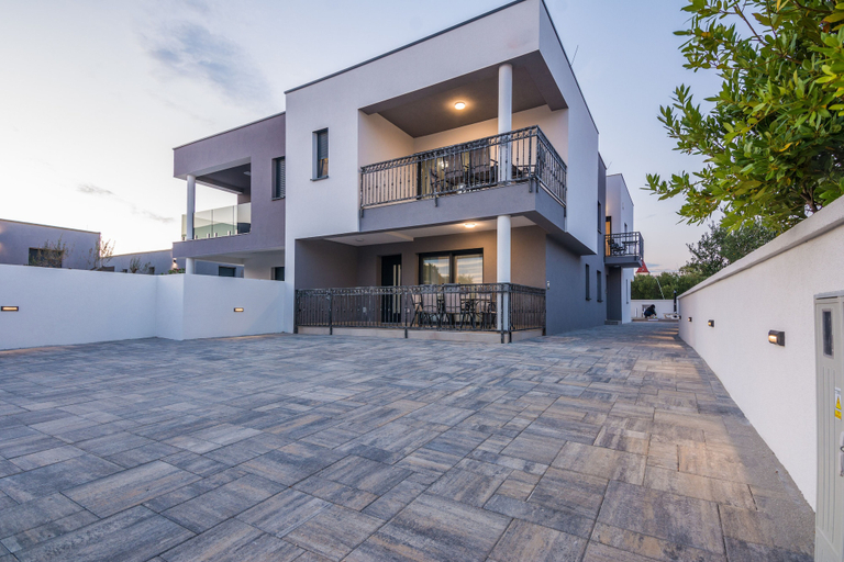 Exterior & Views 2, Apartment Spanic 2, Vir