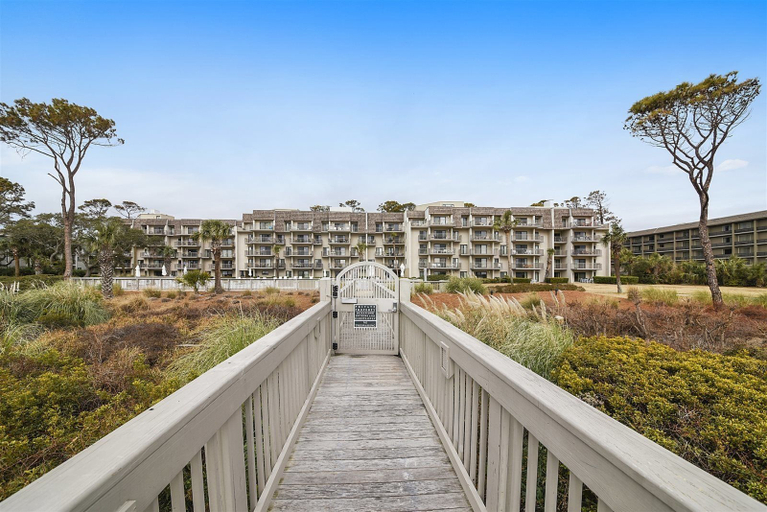 Exterior & Views 2, Ocean One 103, Beaufort