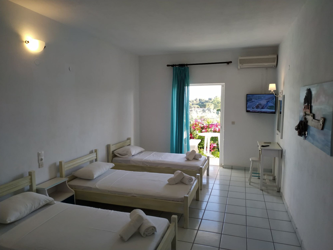 Bedroom 5, Hotel Esperos, Thessaly