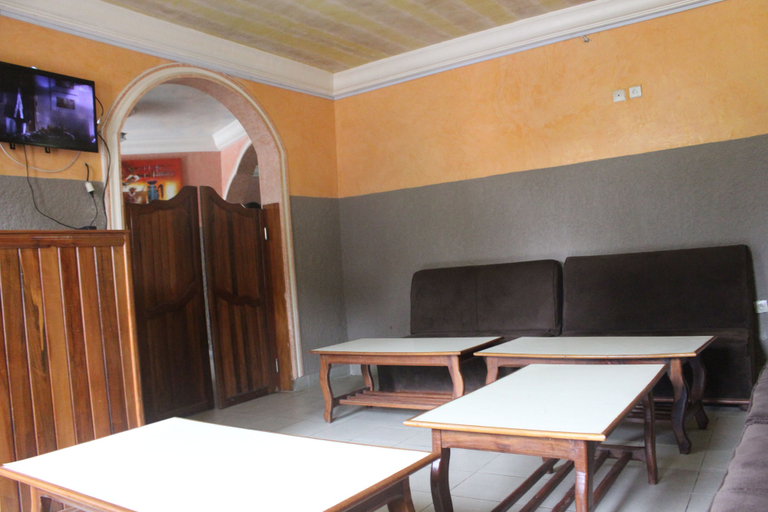 Others 5, Hôtel La Renardière, Wouri
