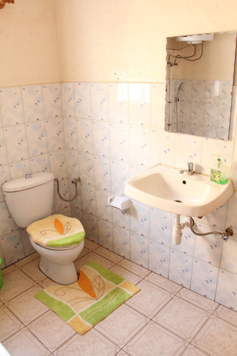 Bathroom 4, Joy Guesthouse, Kicukiro