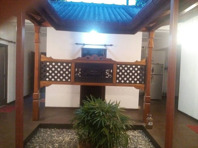 Bedroom 2, Walawwa Guest House, Ukuwela