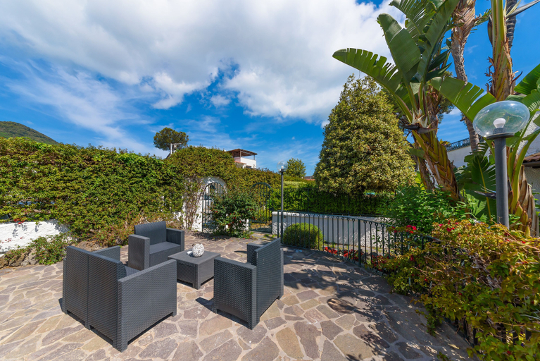 Exterior & Views 3, Villa Fortuna Holiday Resort, Napoli