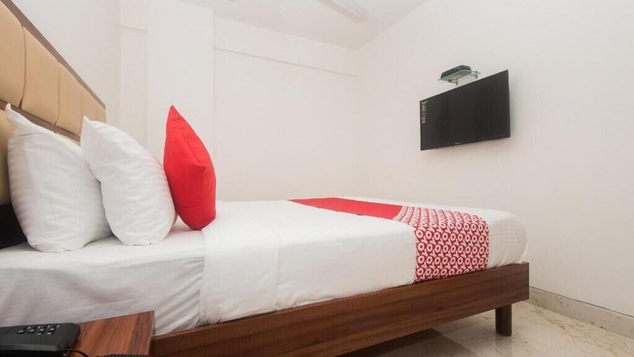 Bedroom 5, Hotel Grand Plaza, Mumbai Suburban