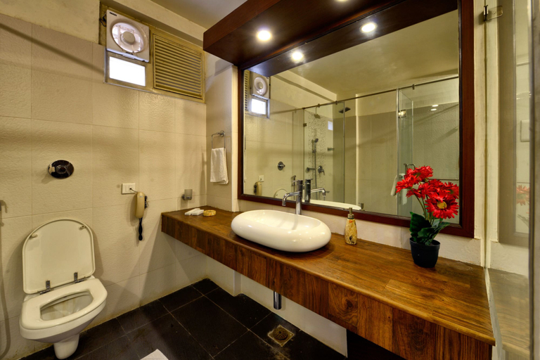 Bathroom 4, Pleasant Boulevard MG Road, Bangalore