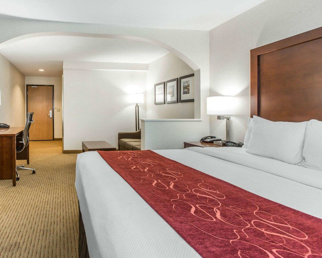 Bedroom 3, Comfort Suites Downtown Sacramento, Sacramento