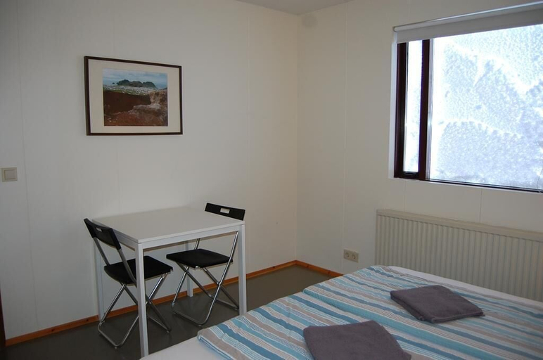 Bedroom 2, Móar Guesthouse, Innri-Akraneshreppur