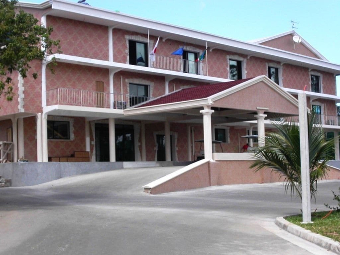 Exterior & Views, Sunny Golf Hotel, Atsinanana