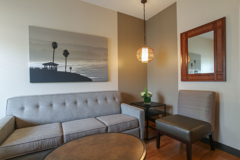 Others 5, Oxford Suites Pismo Beach, San Luis Obispo