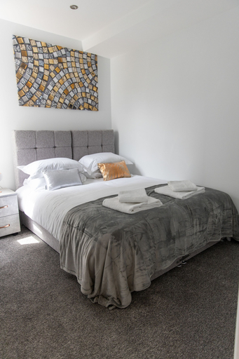 Bedroom 2, London Northwick Park by Riis Property, London