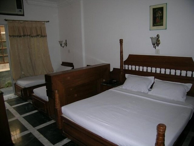 Bedroom 3, Ananda Krishna Van, Mathura