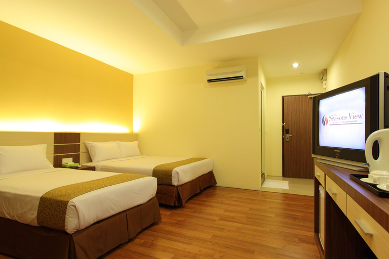 Bedroom 5, Seasons View Hotel, Kuantan