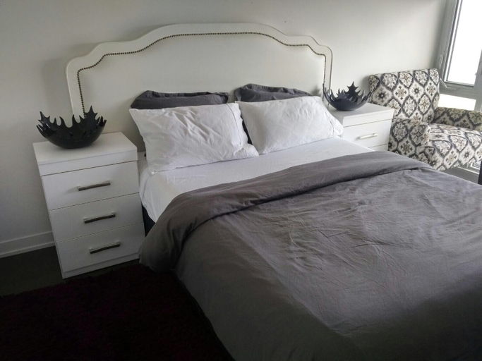 Bedroom 1, Midnight Suites, Toronto