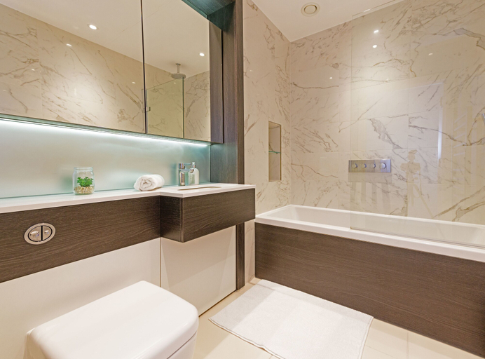 Bathroom 3, Grand Apartments Kew Gardens, London