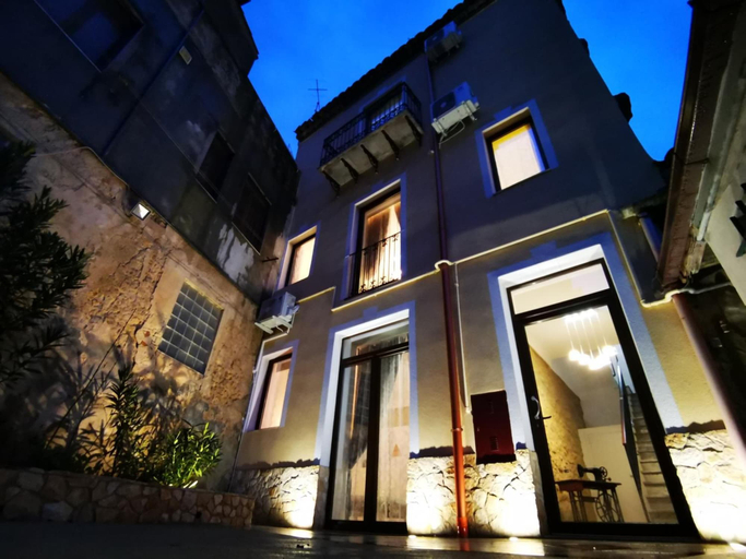 Exterior & Views 2, Suite Inn Centro Dimora Storica, Enna