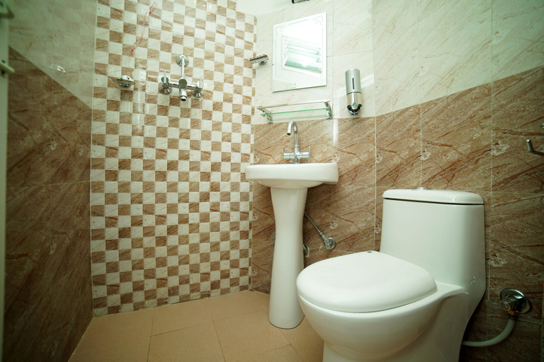 Bathroom, Hotel Luna Kathmandu, Bagmati