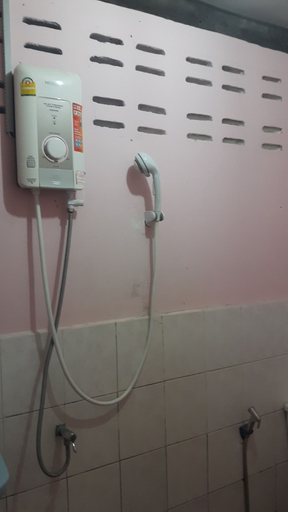 Bathroom 3, Canaan Guesthouse, Muang Kanchanaburi