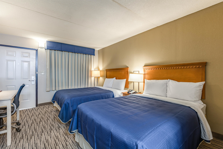 Bedroom 3, SureStay Hotel by Best Western Tupelo North, Lee